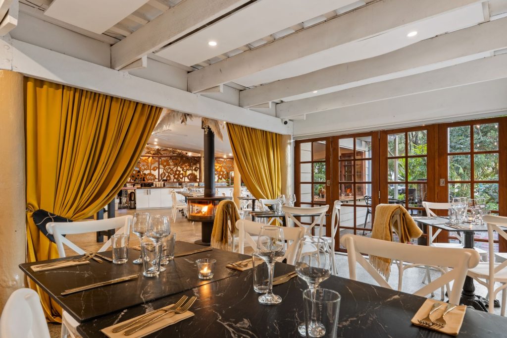 dining tamborine mountain
