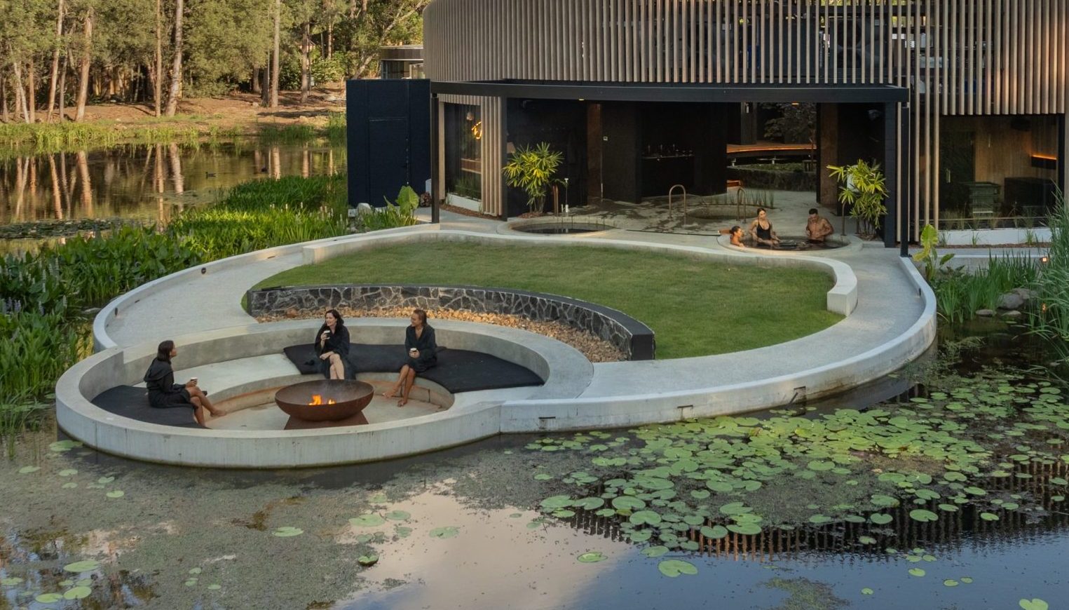 SOL Elements Bathhouse